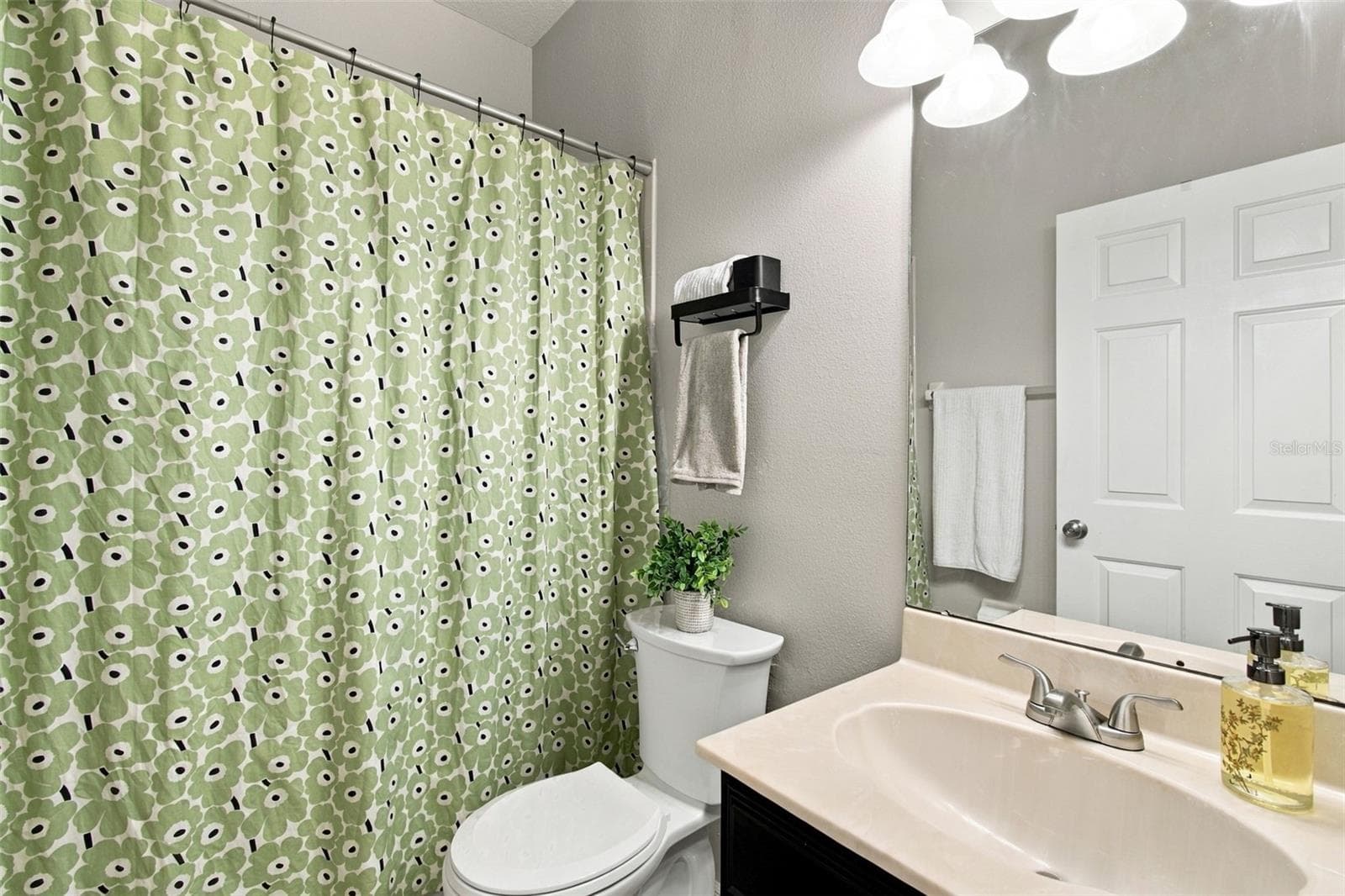 Bath 2 - 9420 GEORGIAN PARK LN #108, TAMPA