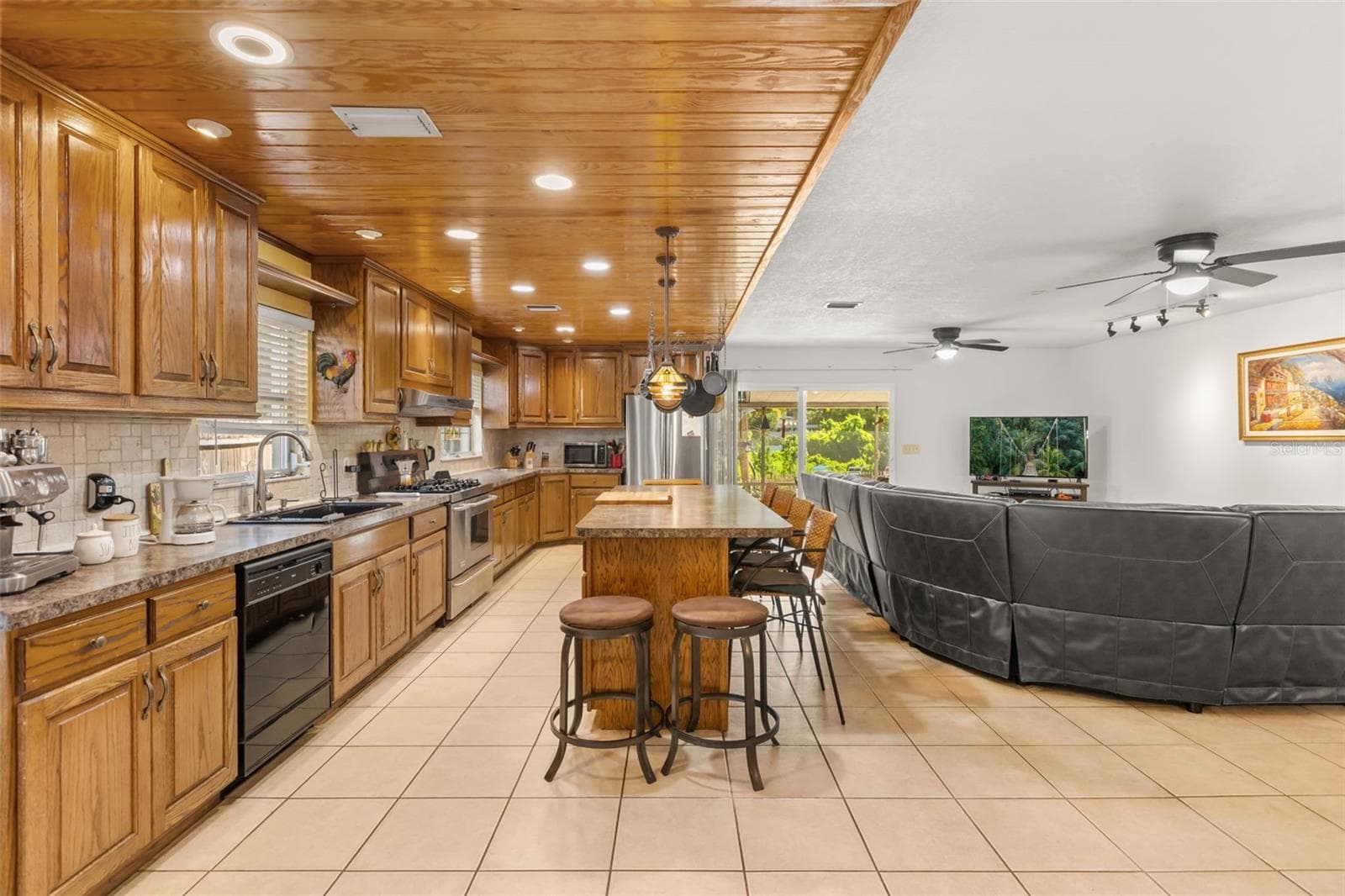 Single Family Residence at 623 GREEN MEADOW AVE, MAITLAND, photo 10 of 44