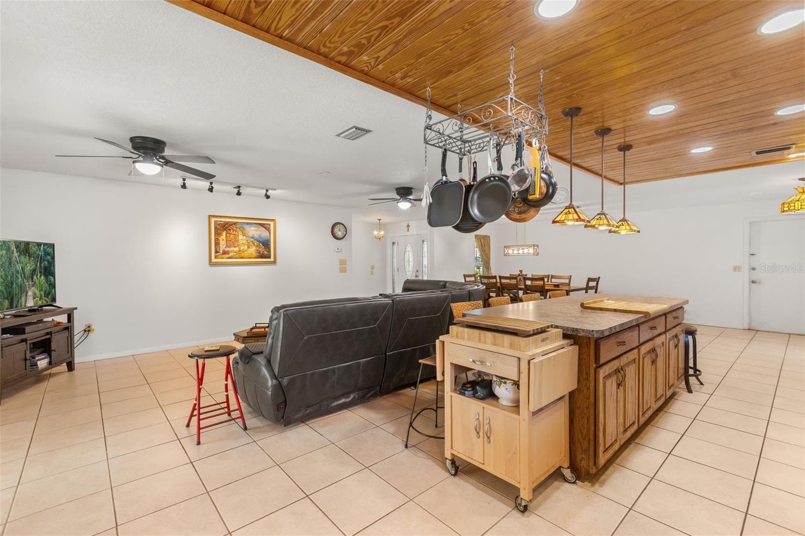 Single Family Residence at 623 GREEN MEADOW AVE, MAITLAND, photo 16 of 44