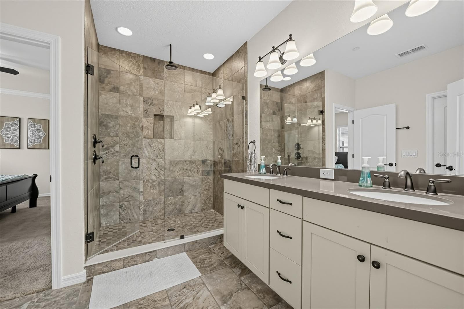 Townhouse at 885 TARAMUNDI DR, OVIEDO, photo 22 of 29