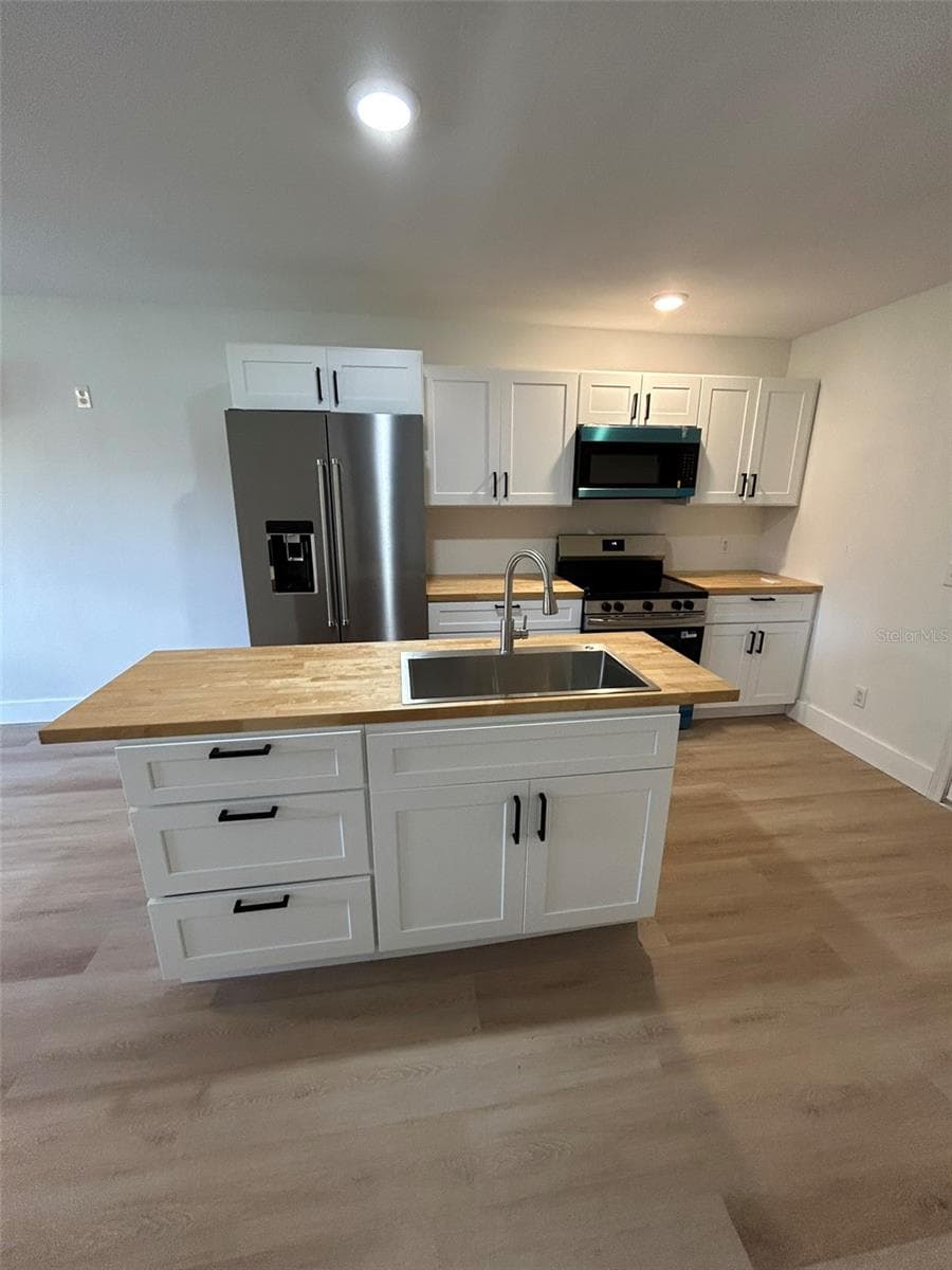 Single Family Residence at 9314 SW 32ND TER, OCALA, photo 10 of 17
