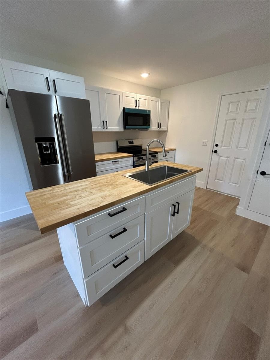 Single Family Residence at 9314 SW 32ND TER, OCALA, photo 11 of 17