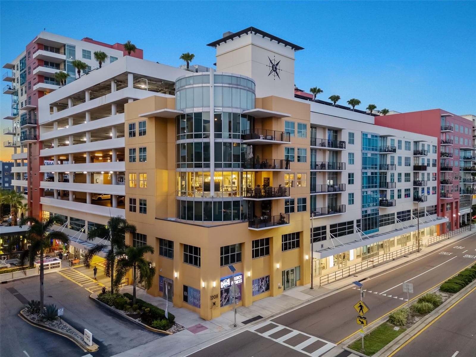 Condominium at 1208 E KENNEDY BLVD #410, TAMPA, photo 2 of 42