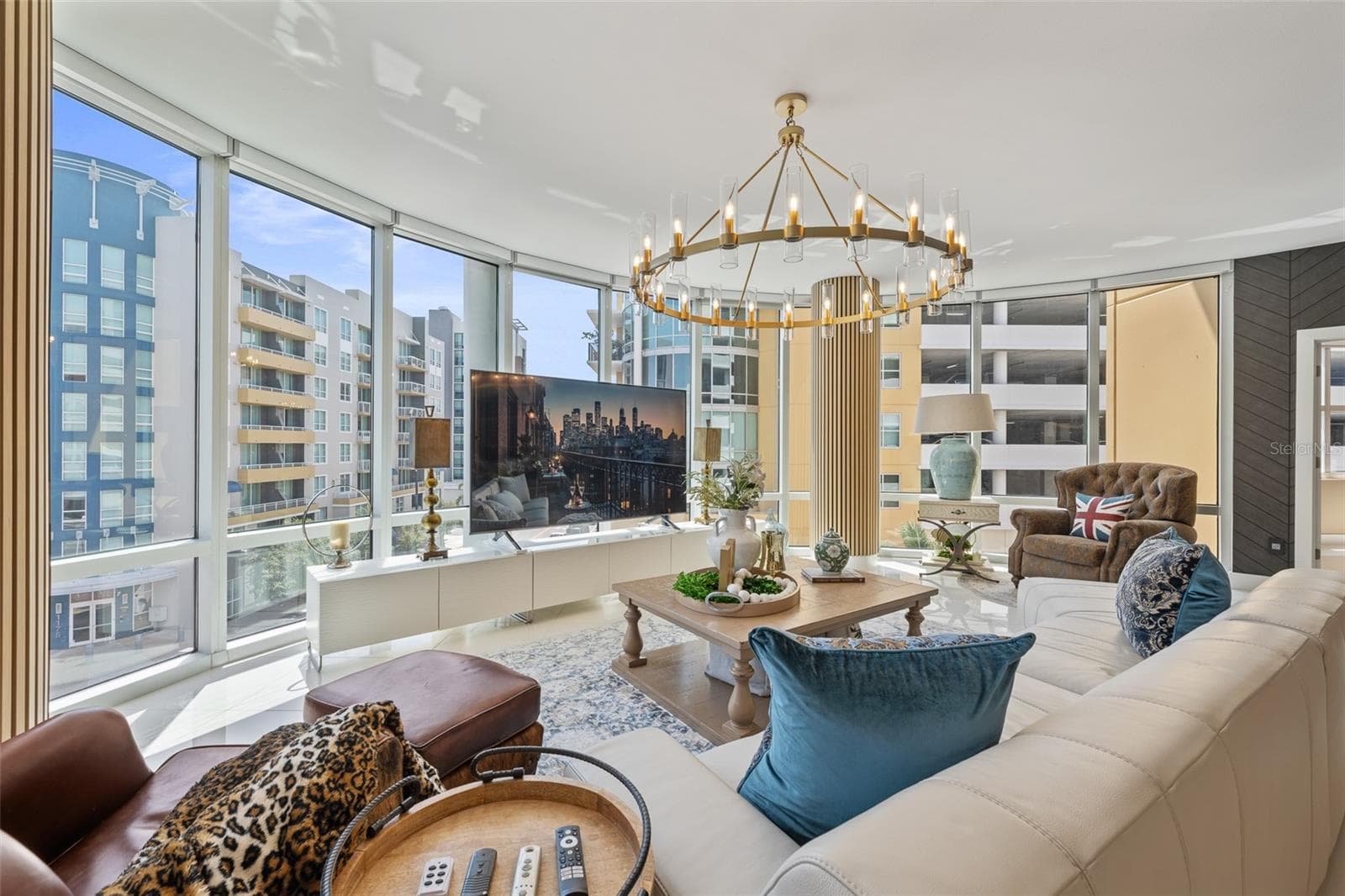 Condominium at 1208 E KENNEDY BLVD #410, TAMPA, photo 3 of 42