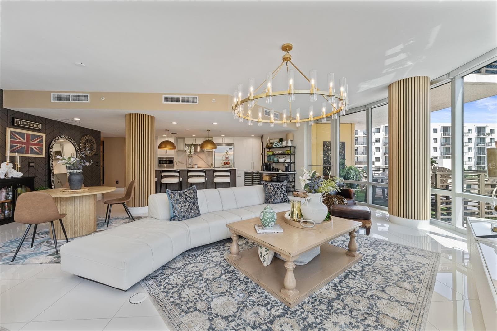 Condominium at 1208 E KENNEDY BLVD #410, TAMPA, photo 4 of 42