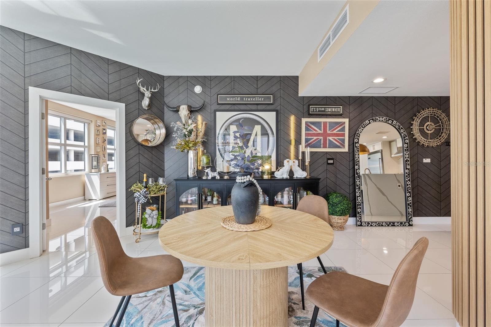 Condominium at 1208 E KENNEDY BLVD #410, TAMPA, photo 11 of 42