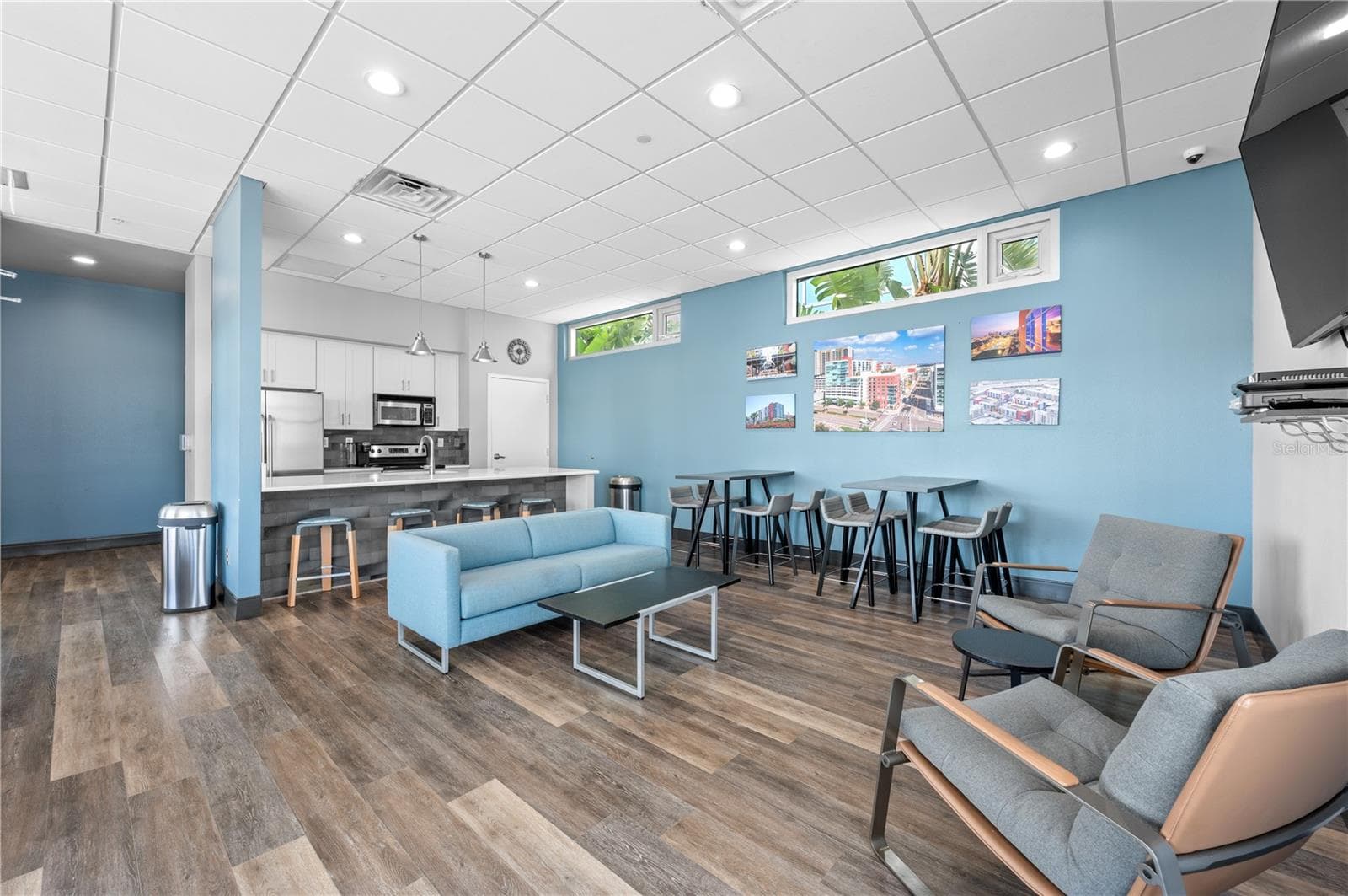 Condominium at 1208 E KENNEDY BLVD #410, TAMPA, photo 31 of 42