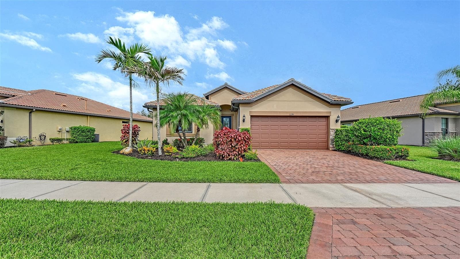 Single Family Residence at 11174 SANDHILL PRESERVE DR, SARASOTA, photo 2 of 44