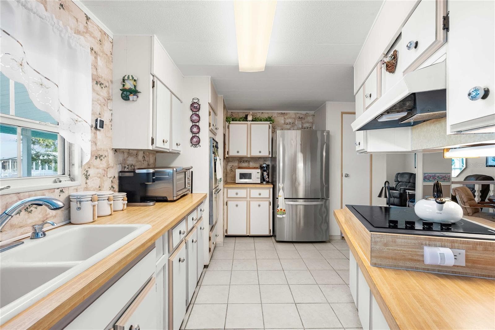 Manufactured Home at 5352 PLANT ST, ZEPHYRHILLS, photo 14 of 77