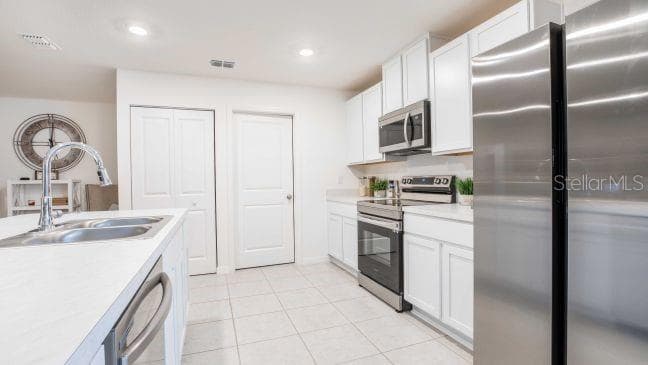 Model home - actual features may vary. - 2255 DEBORAH DR, SPRING HILL