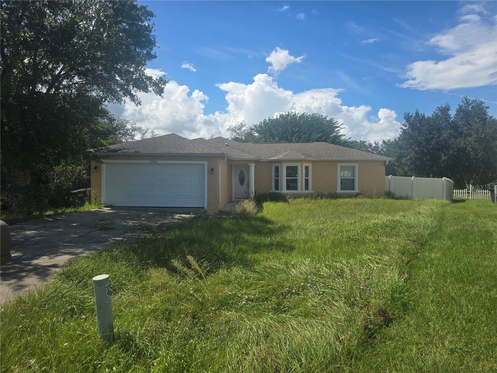Single Family Residence at 1704 SNOOK PL, POINCIANA, photo 3 of 37