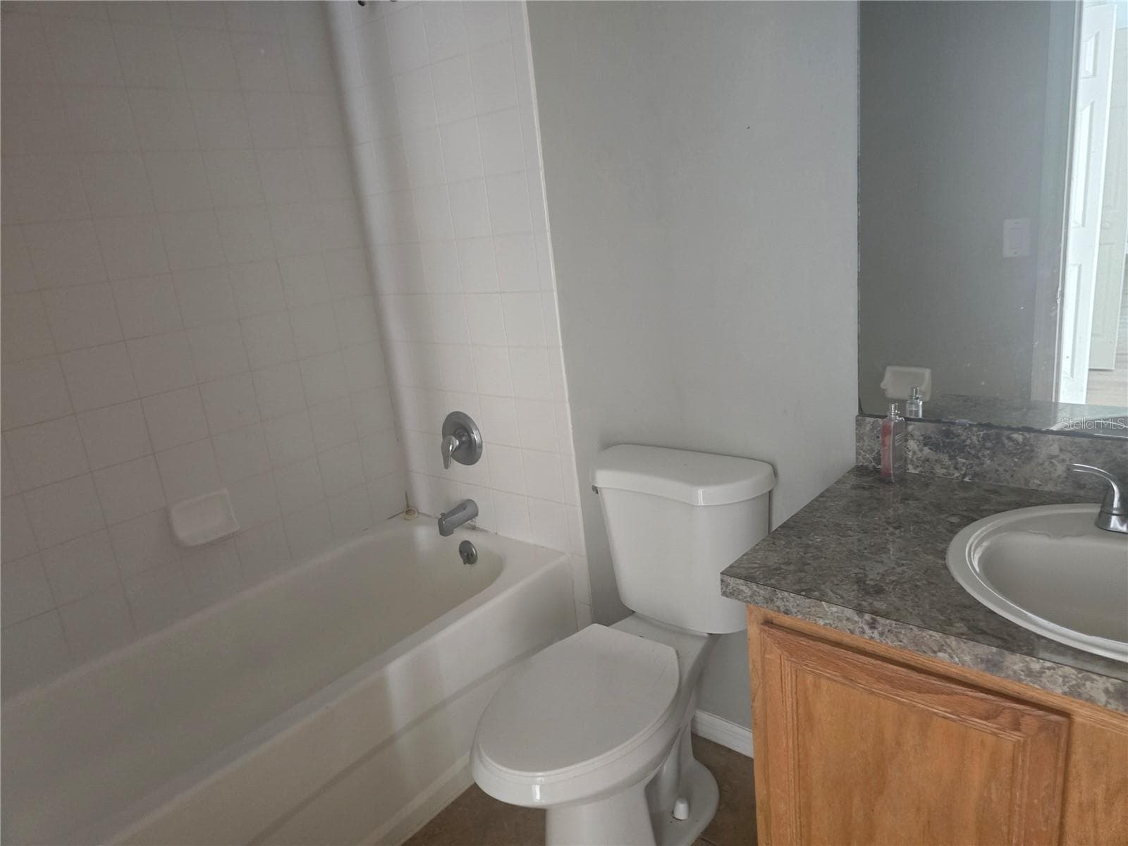 bathroom 2 - 1704 SNOOK PL, POINCIANA