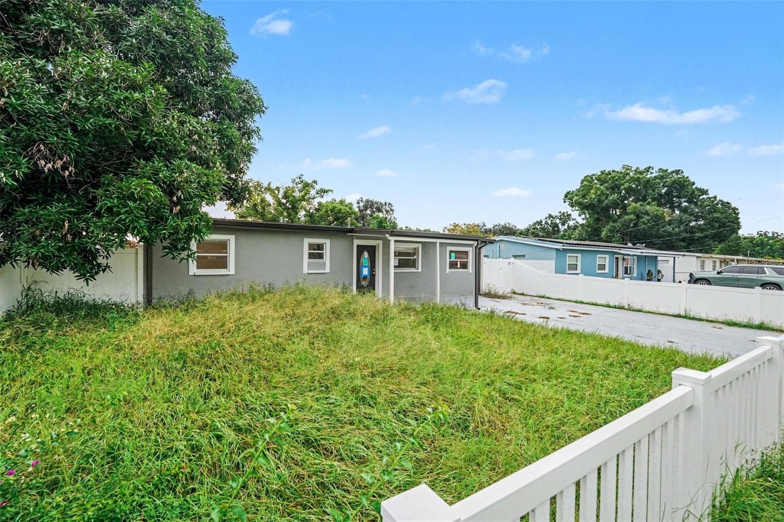 Single Family Residence at 10925 N FLORENCE AVE, TAMPA, photo 5 of 28