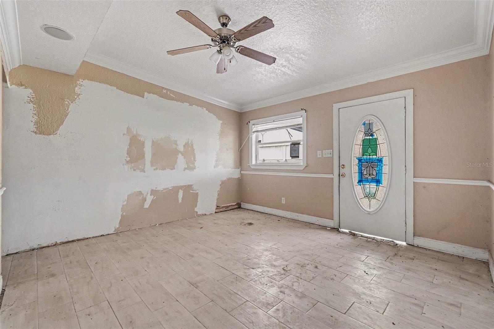 Single Family Residence at 10925 N FLORENCE AVE, TAMPA, photo 6 of 28