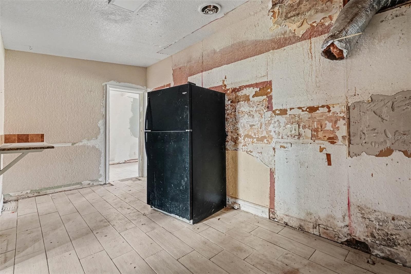 Single Family Residence at 10925 N FLORENCE AVE, TAMPA, photo 11 of 28