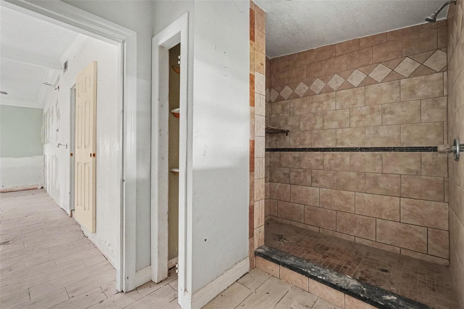 Single Family Residence at 10925 N FLORENCE AVE, TAMPA, photo 15 of 28