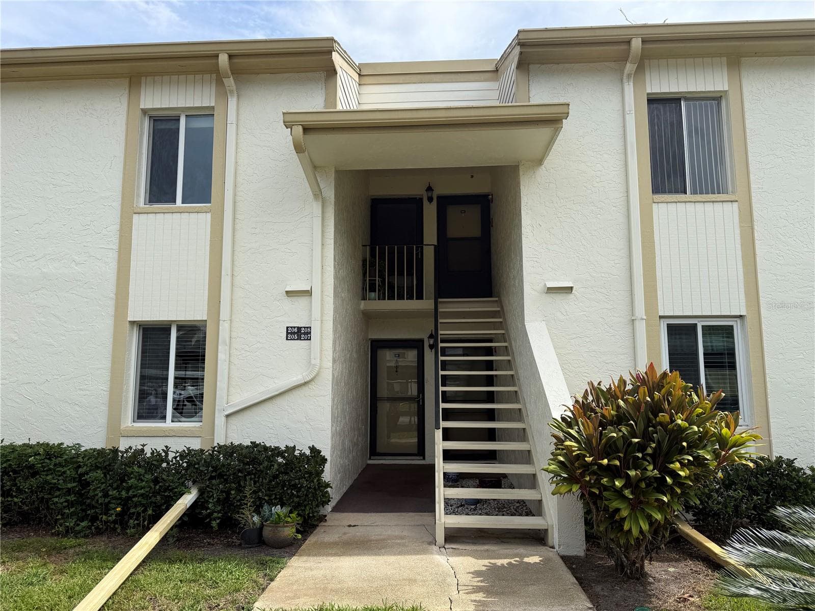 Condominium at 208 CYPRESS CT #208, OLDSMAR, photo 2 of 25