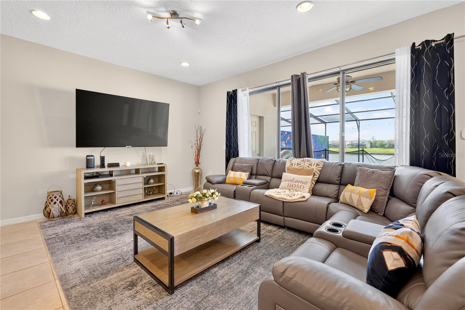 Townhouse at 8882 GENEVE CT, KISSIMMEE, photo 3 of 65