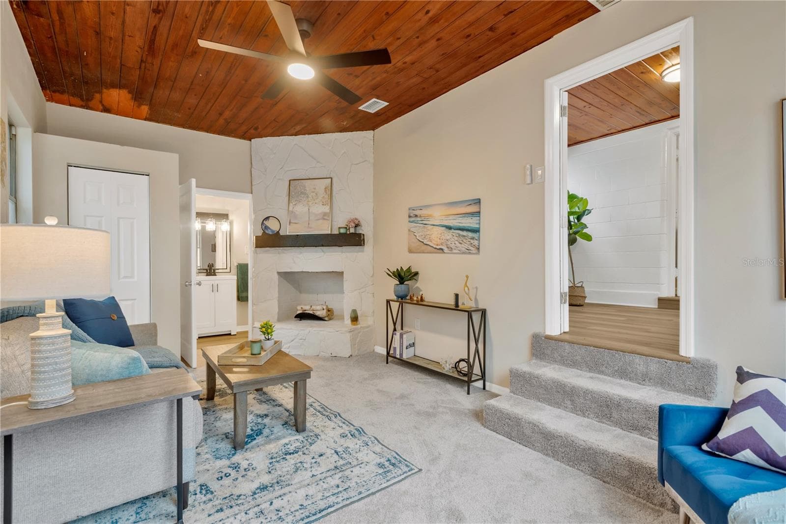 Single Family Residence at 702 E BROAD ST, TAMPA, photo 4 of 22