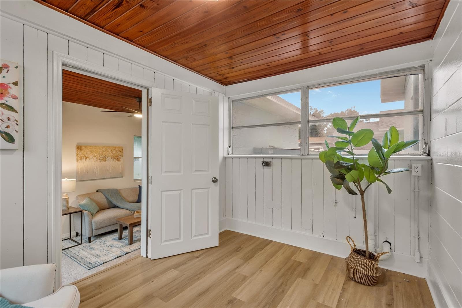 Single Family Residence at 702 E BROAD ST, TAMPA, photo 12 of 22