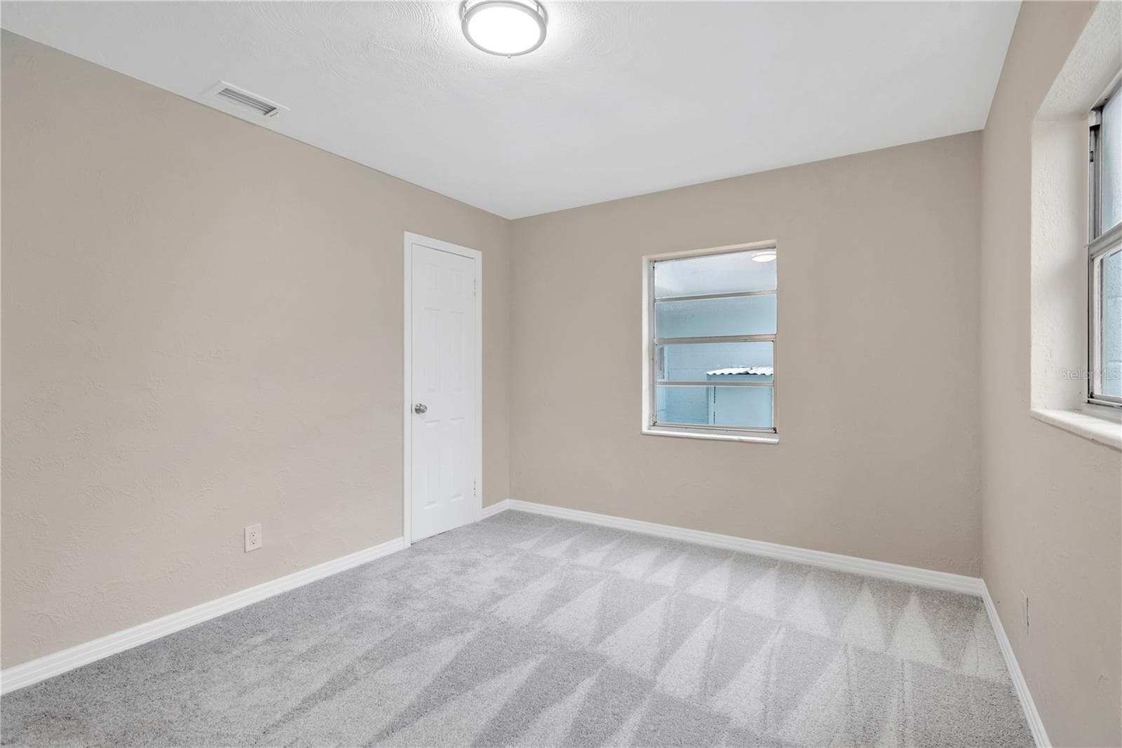 Single Family Residence at 702 E BROAD ST, TAMPA, photo 18 of 22