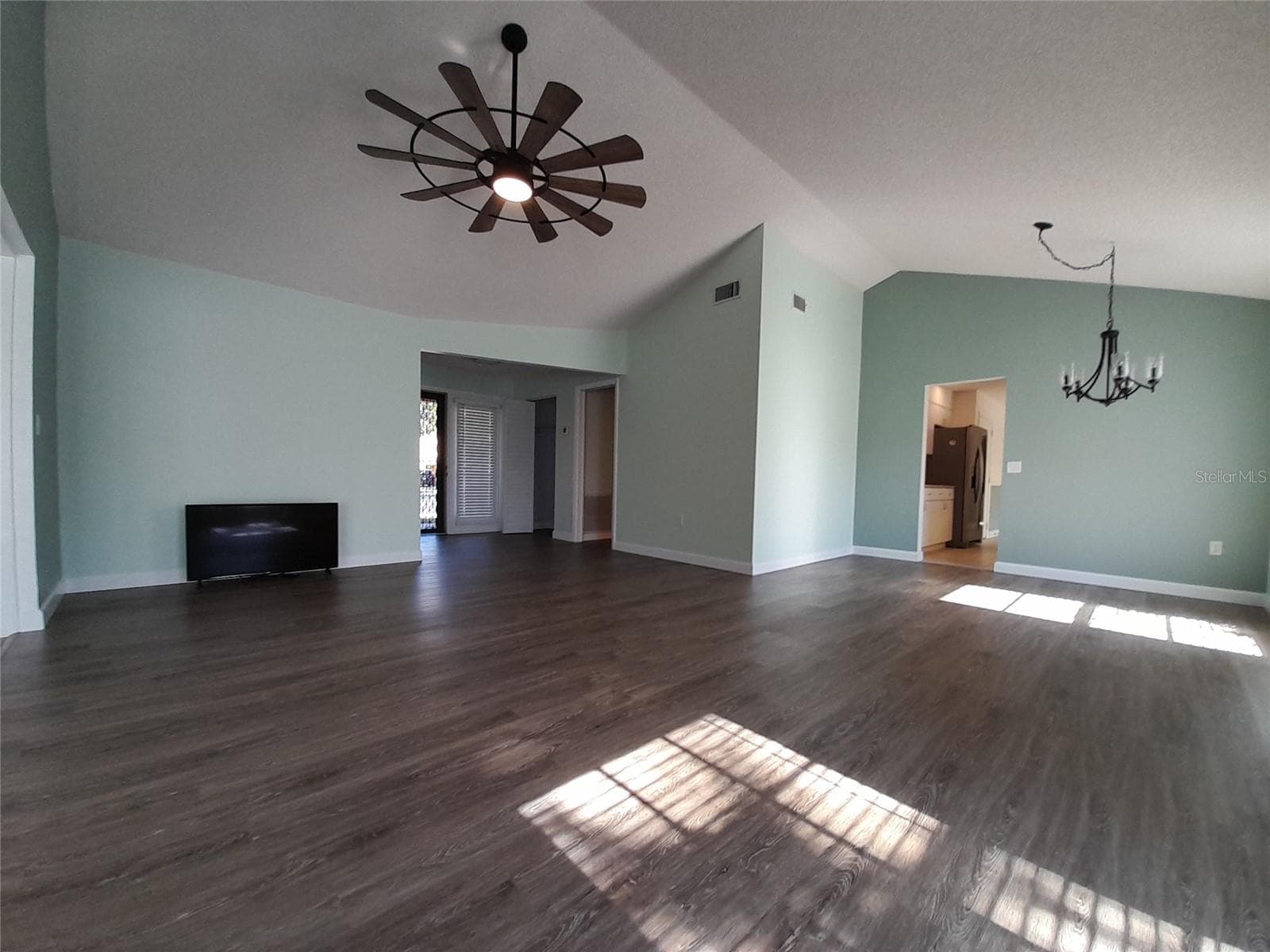 Townhouse at 3520 57TH AVENUE CIR W #2, BRADENTON, photo 9 of 27