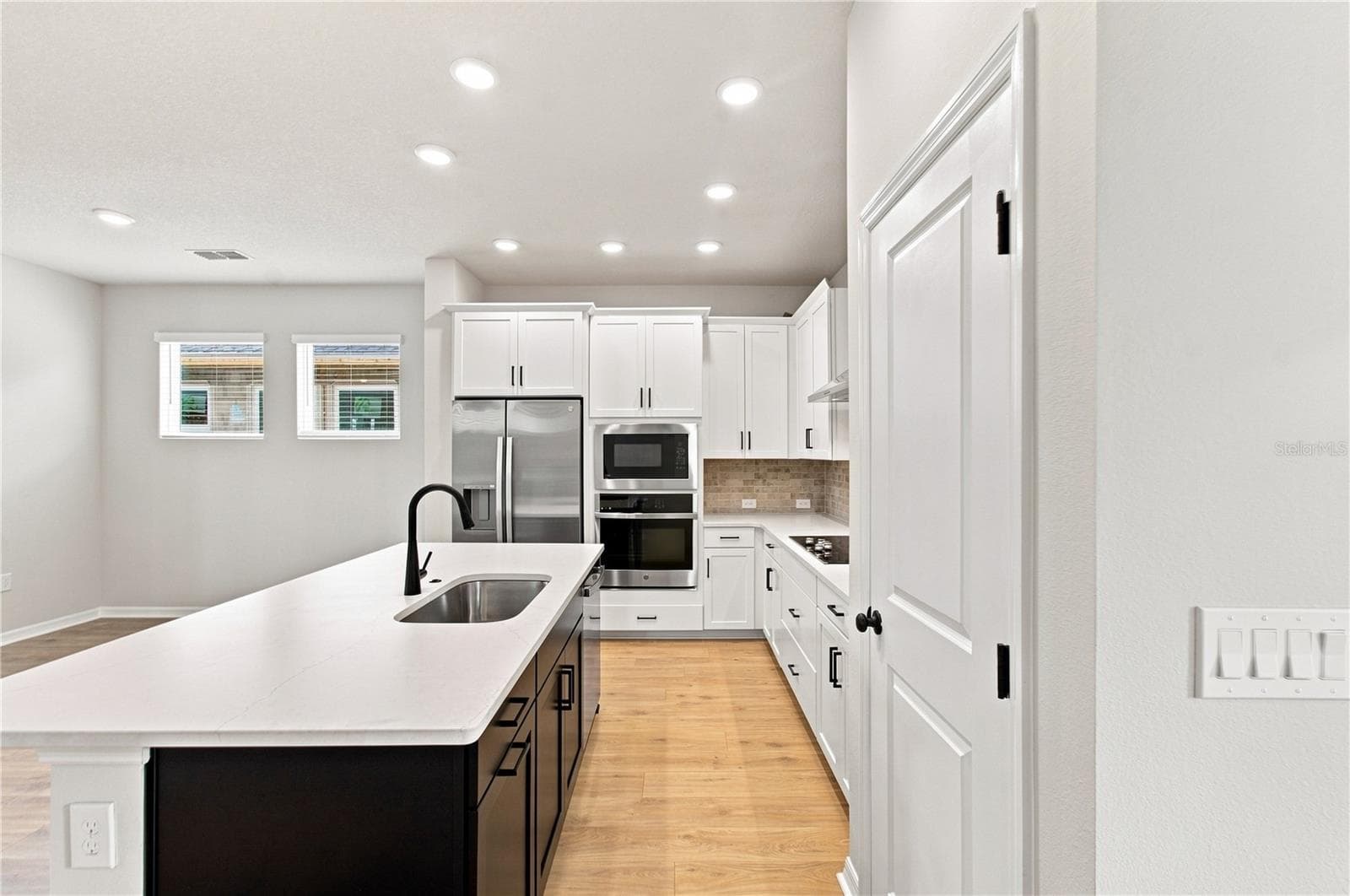 Kitchen - 5617 WHITE IBIS PT, ST CLOUD