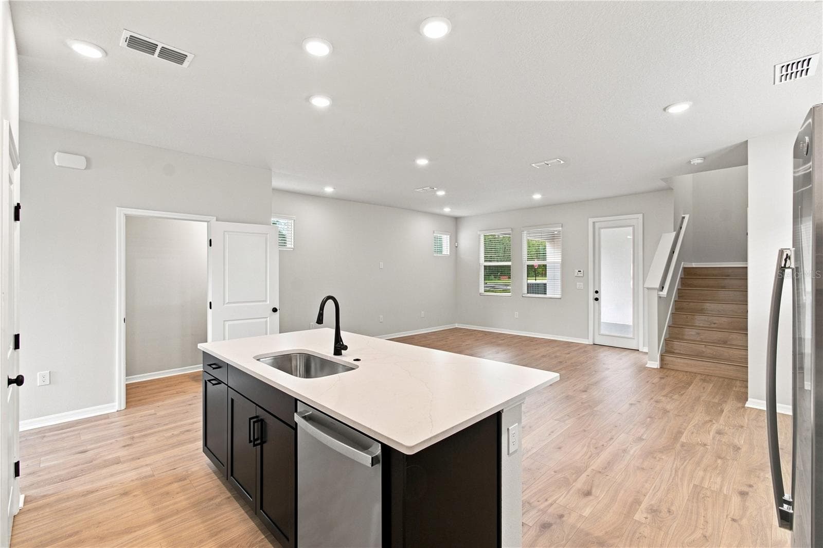 Kitchen - 5617 WHITE IBIS PT, ST CLOUD