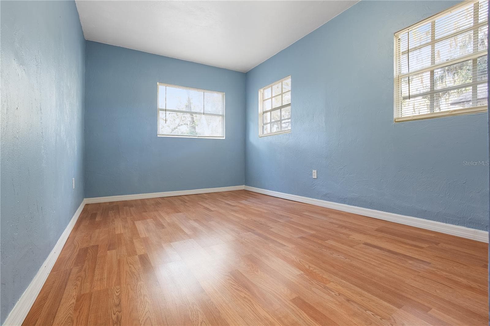 Single Family Residence at 637 VERA ST, DAYTONA BEACH, photo 13 of 21