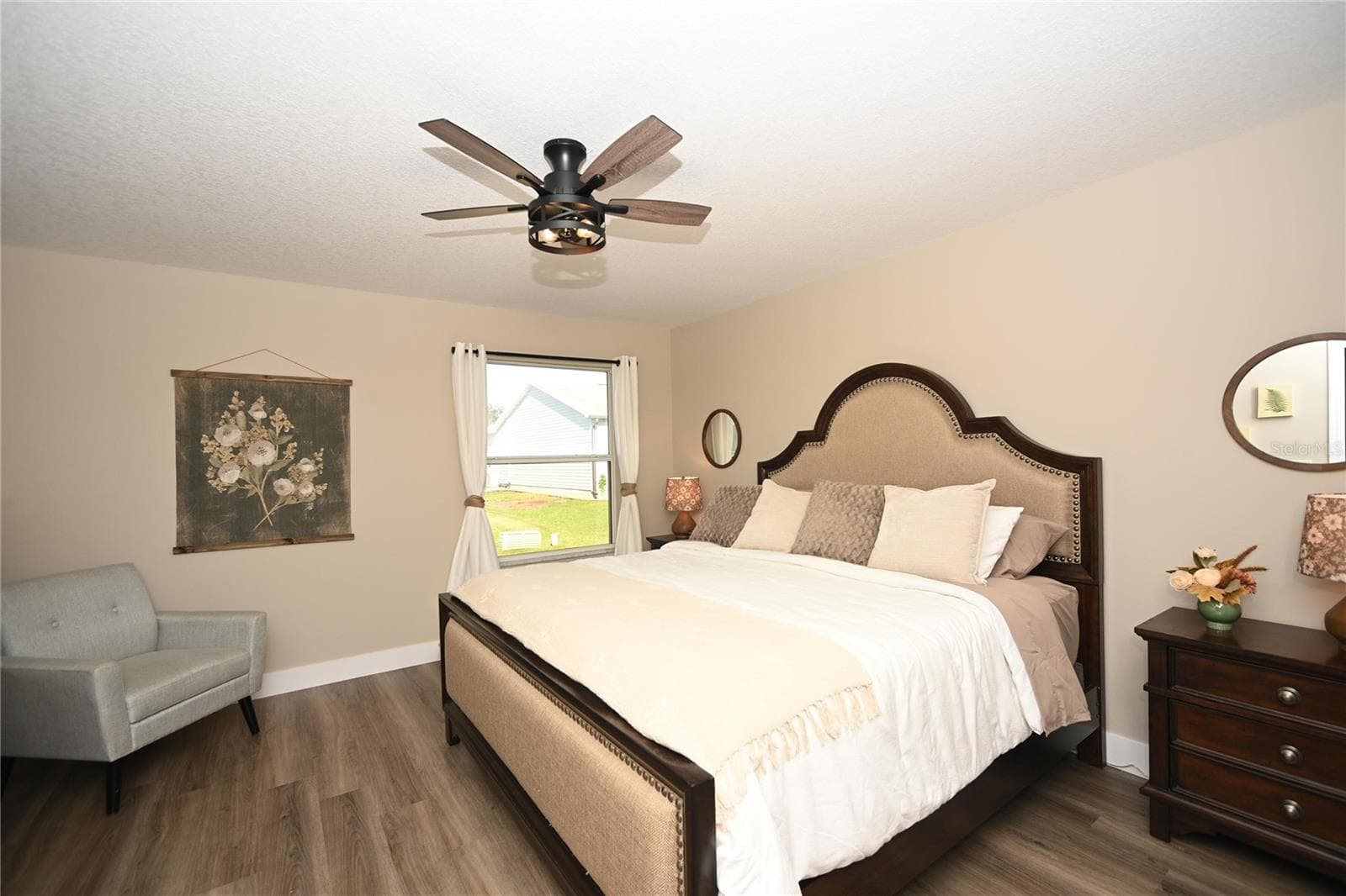 Single Family Residence at 1836 CAPTIVA CT, THE VILLAGES, photo 14 of 25