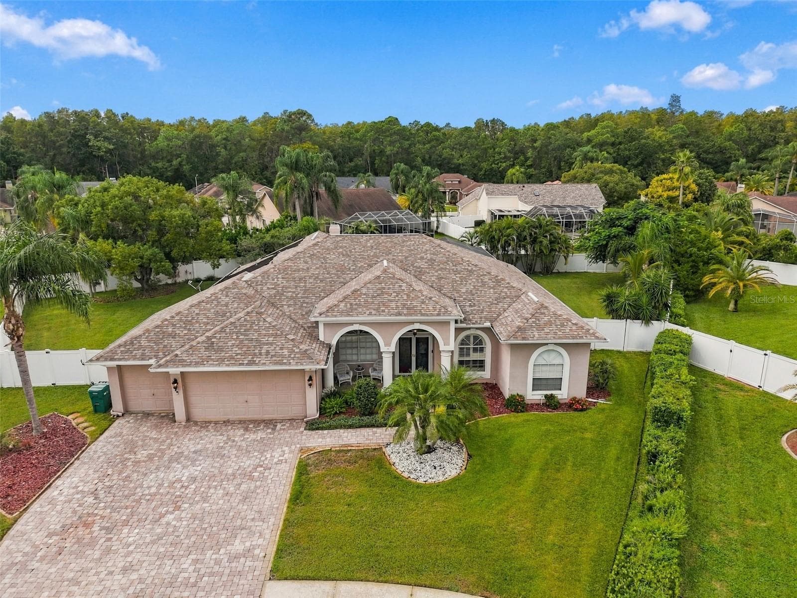 1411 AMESBURY CT