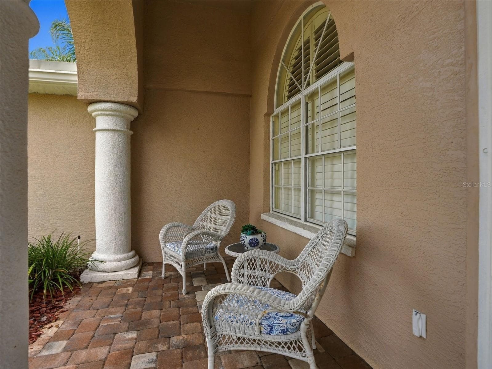 Single Family Residence at 1411 AMESBURY CT, NEW PORT RICHEY, photo 5 of 63