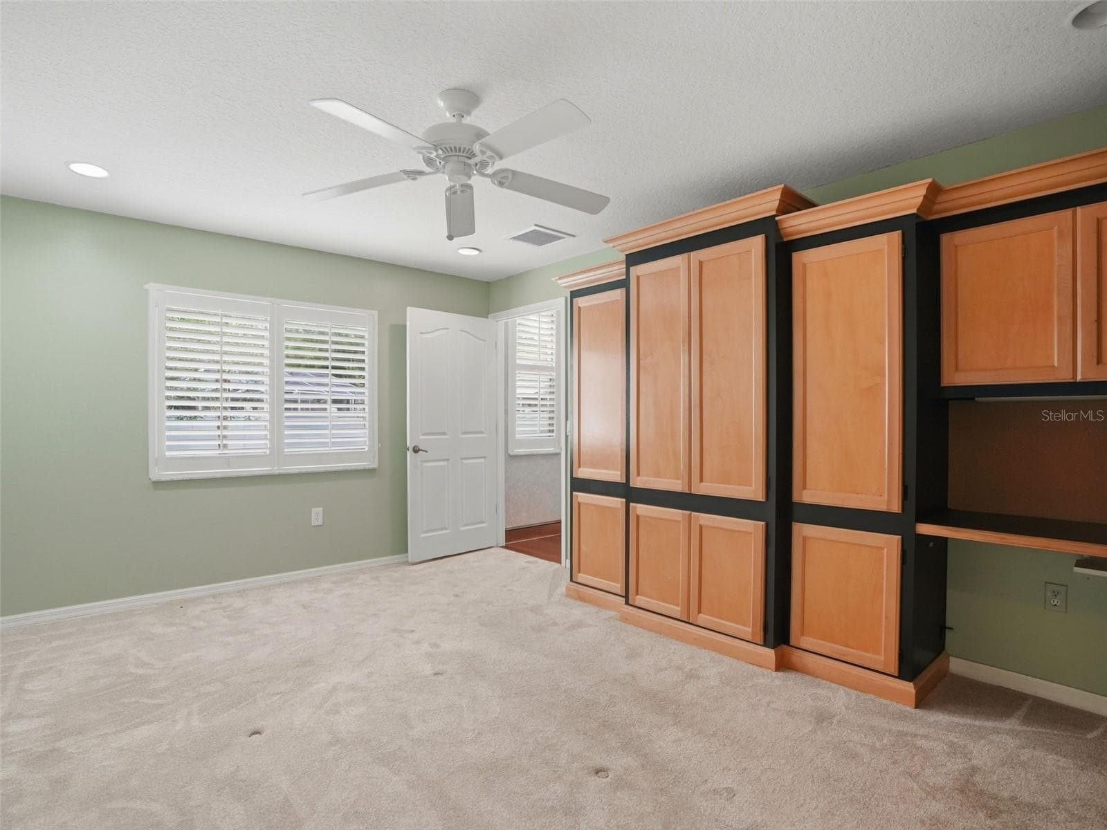 Single Family Residence at 1411 AMESBURY CT, NEW PORT RICHEY, photo 32 of 63