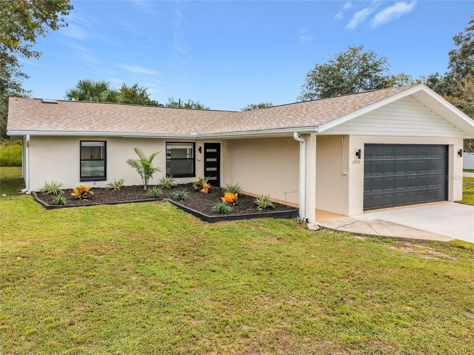 Single Family Residence at 13553 SE 39TH TER, SUMMERFIELD, photo 2 of 69
