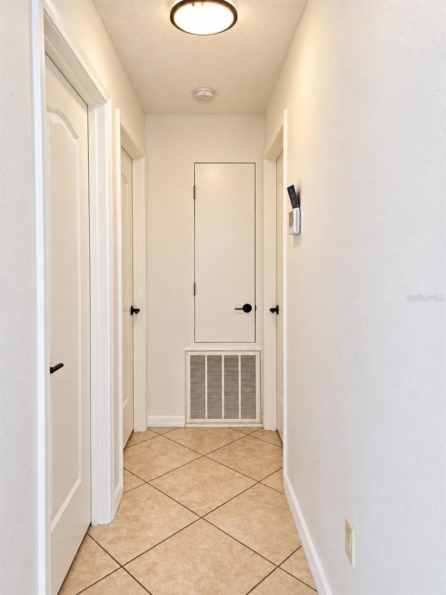 Single Family Residence at 1064 DEER HOLLOW BLVD, SARASOTA, photo 10 of 28