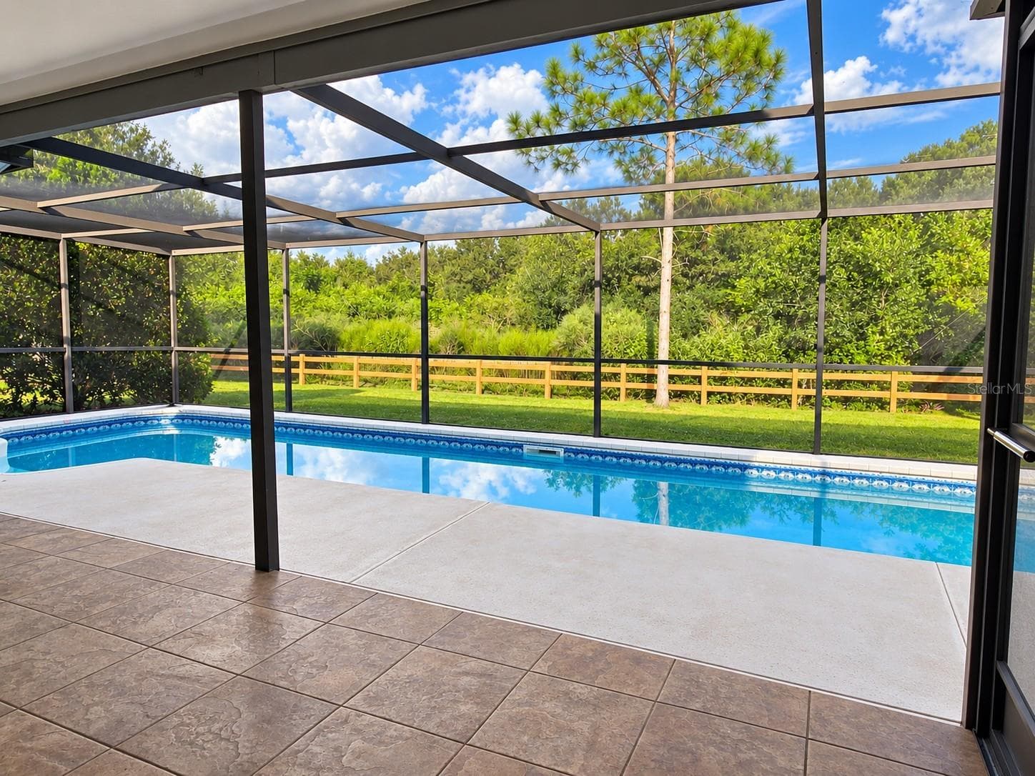 Single Family Residence at 1064 DEER HOLLOW BLVD, SARASOTA, photo 20 of 28