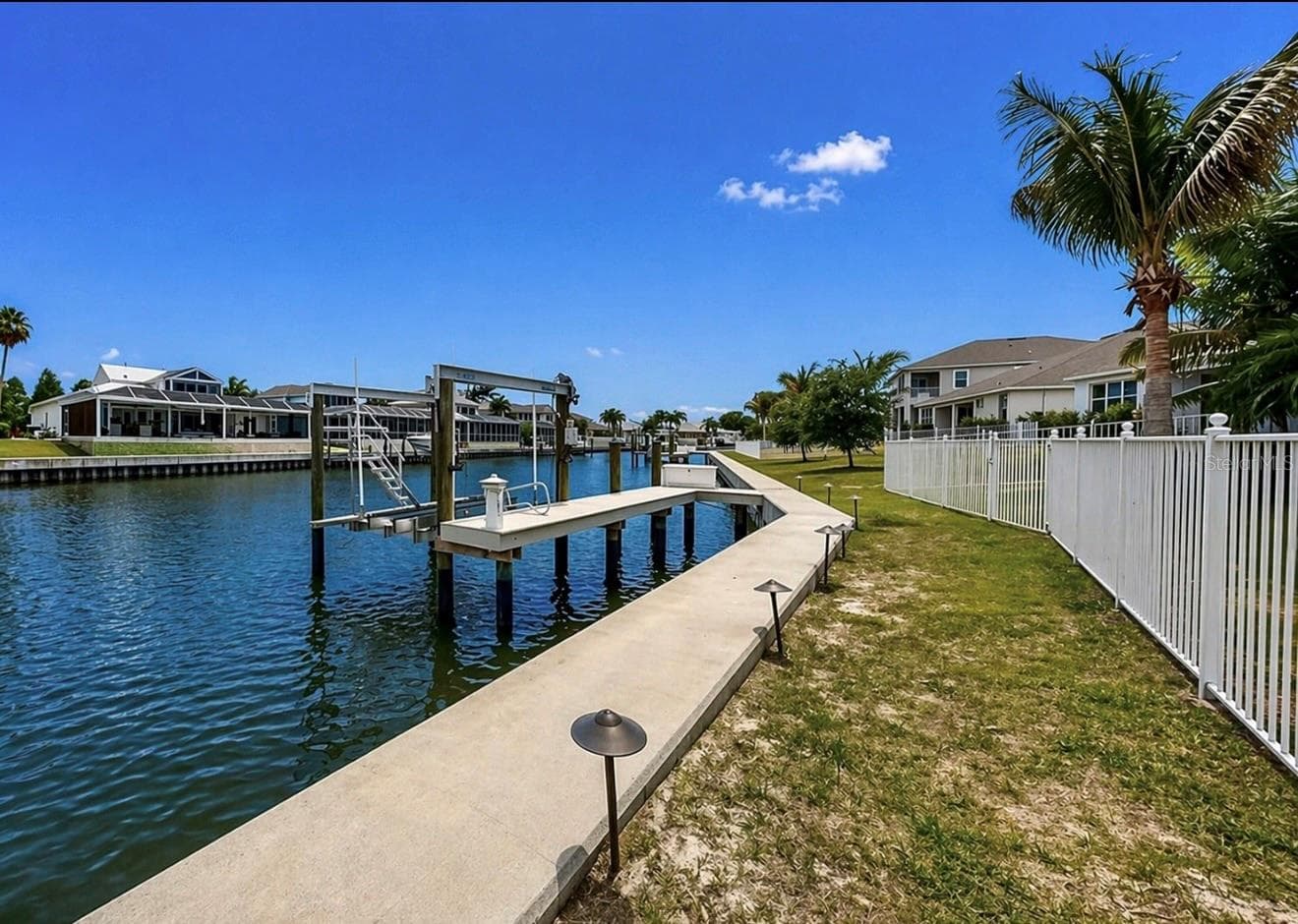 Single Family Residence at 954 SIGNET DR, APOLLO BEACH, photo 44 of 63