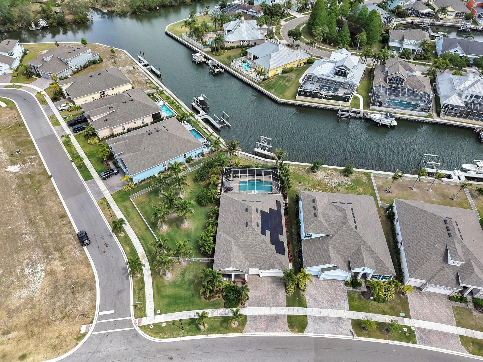 Single Family Residence at 954 SIGNET DR, APOLLO BEACH, photo 47 of 63