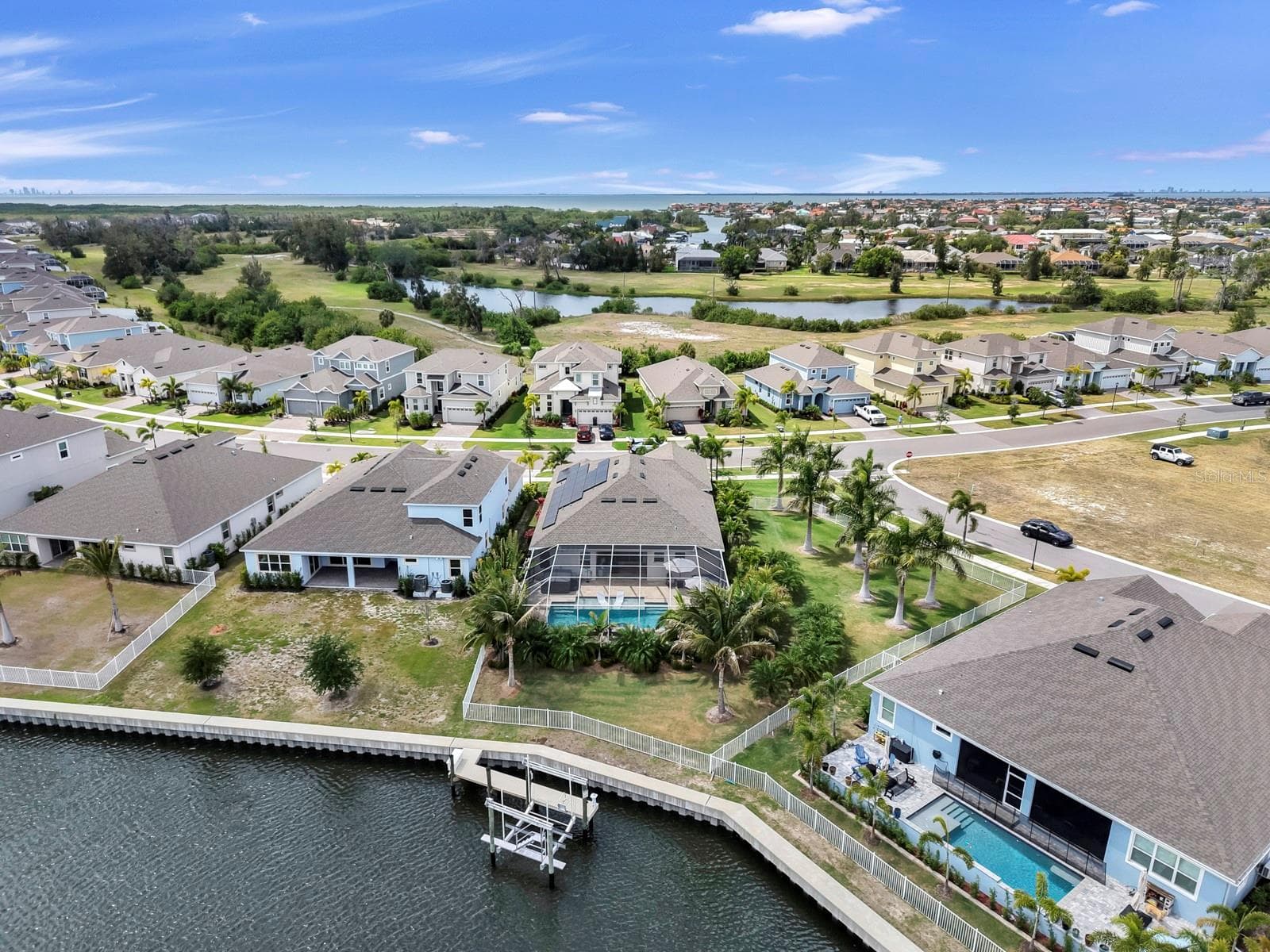 Single Family Residence at 954 SIGNET DR, APOLLO BEACH, photo 49 of 63