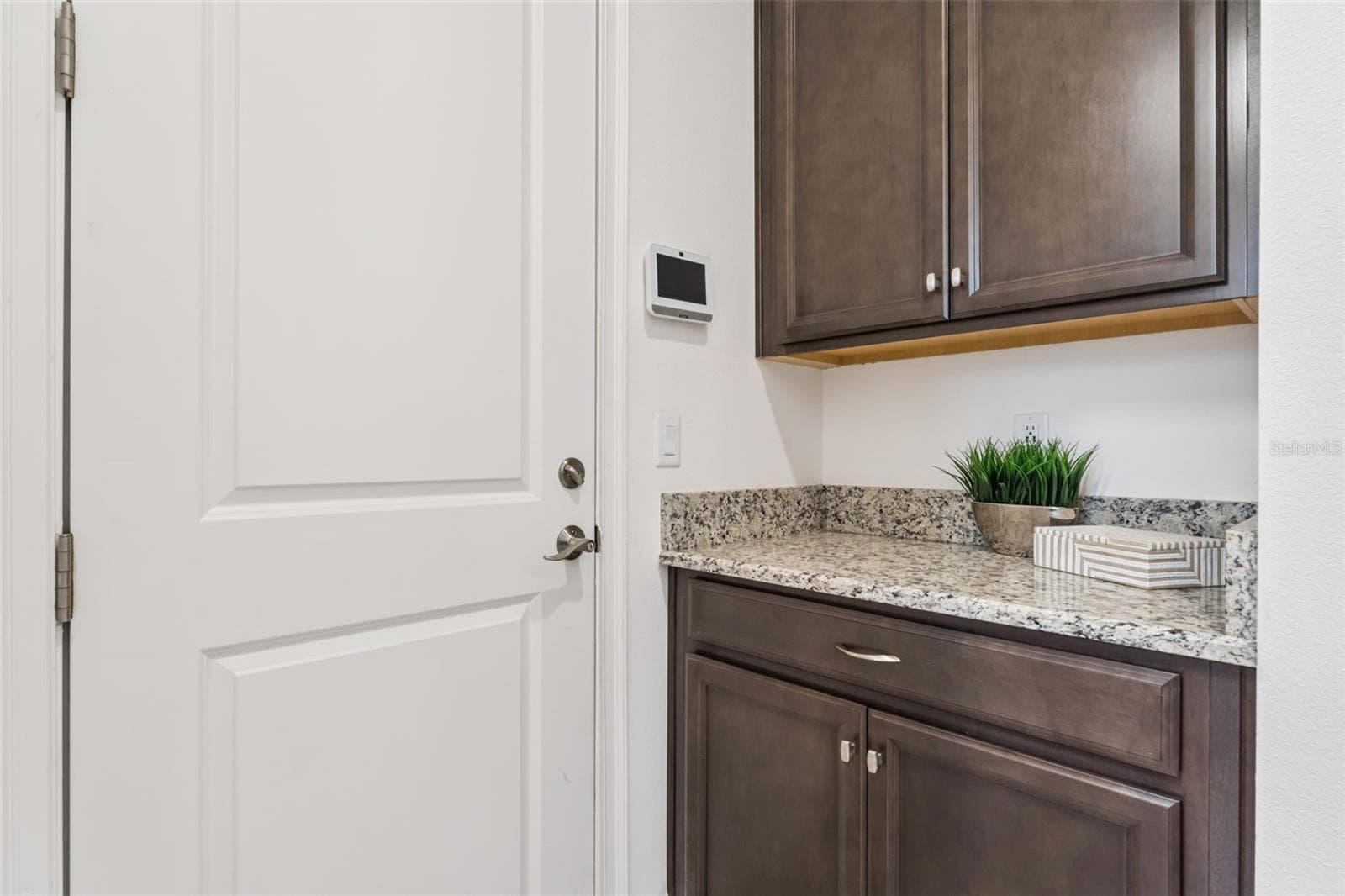 Single Family Residence at 13169 BROMBOROUGH DR, ORLANDO, photo 18 of 42