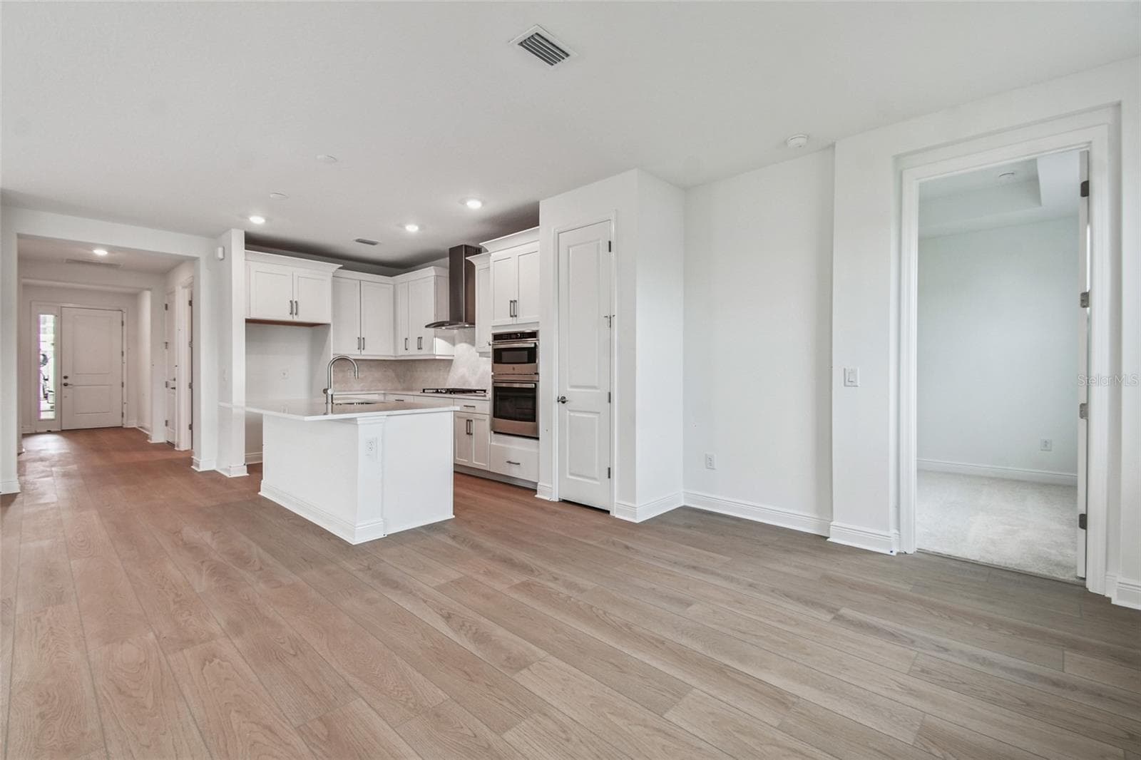 Single Family Residence at 161 VISTERA BLVD, NOKOMIS, photo 9 of 36