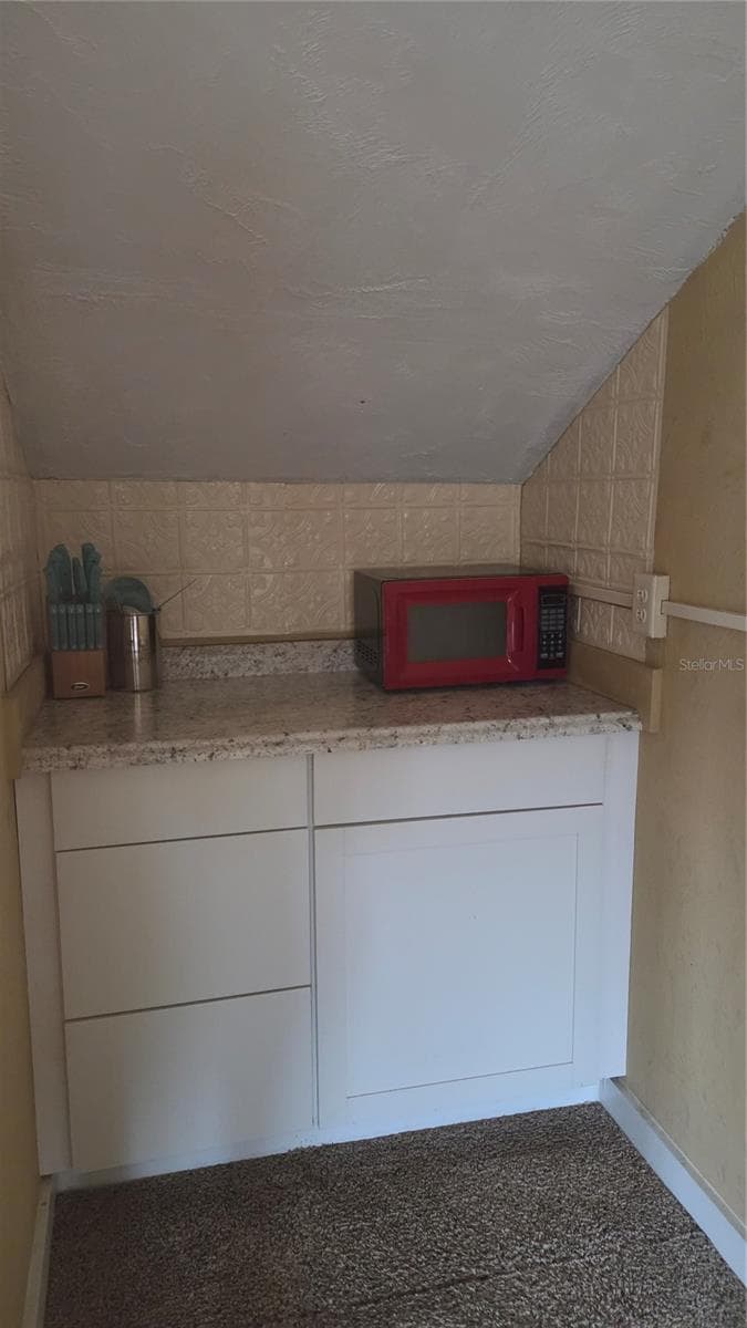 Apartment at 1411 E NEW YORK AVE, DELAND, photo 19 of 24