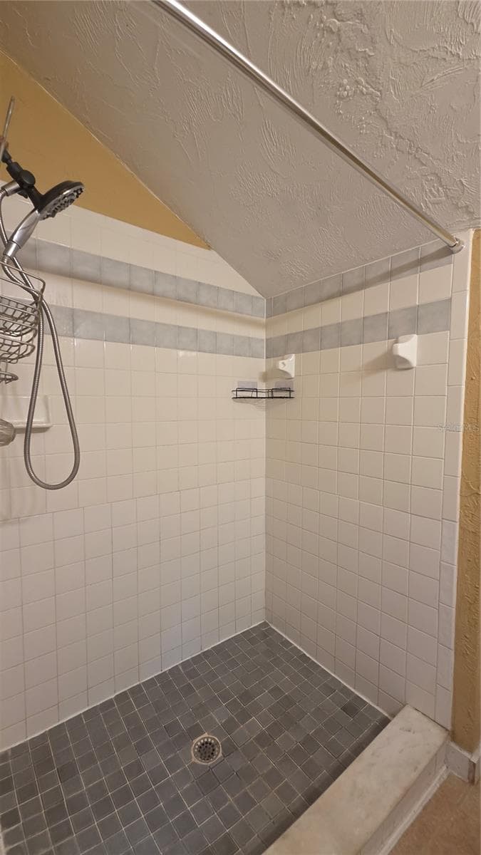Apartment at 1411 E NEW YORK AVE, DELAND, photo 22 of 24