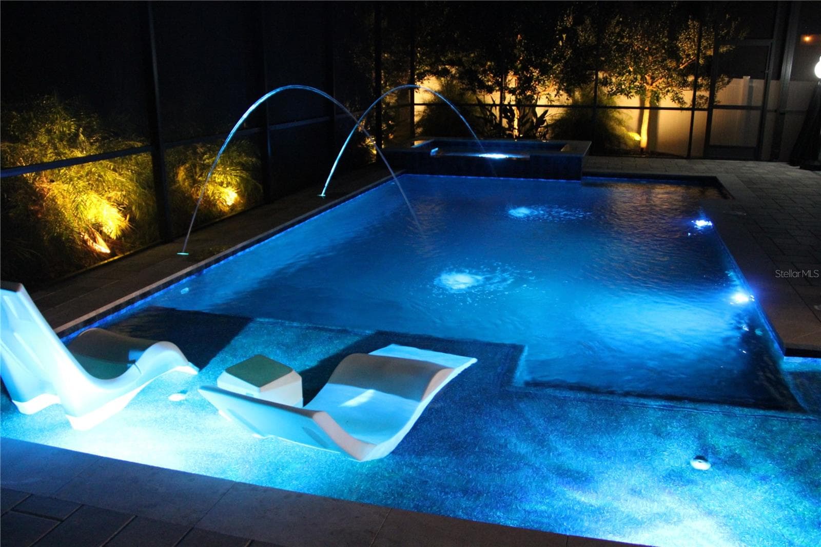 SALT WATER HEATED POOL & SPA - 1859 BEACH RIDGE RD, CELEBRATION