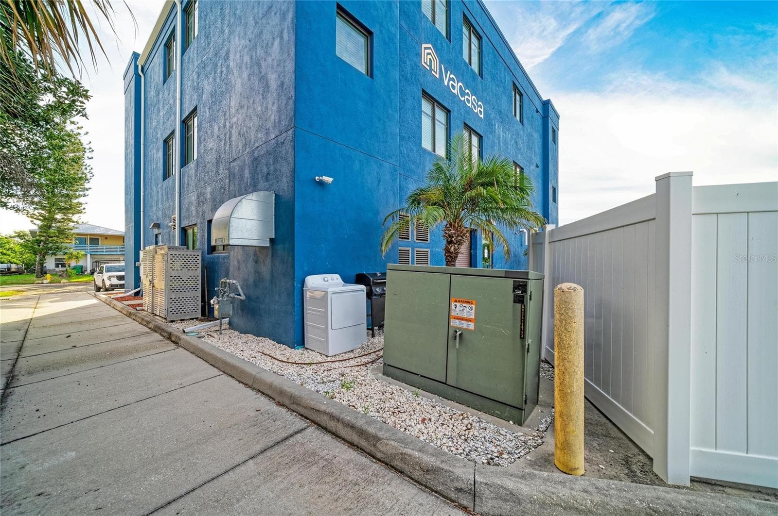 3 phase transformer - 3004 AVENUE C, HOLMES BEACH