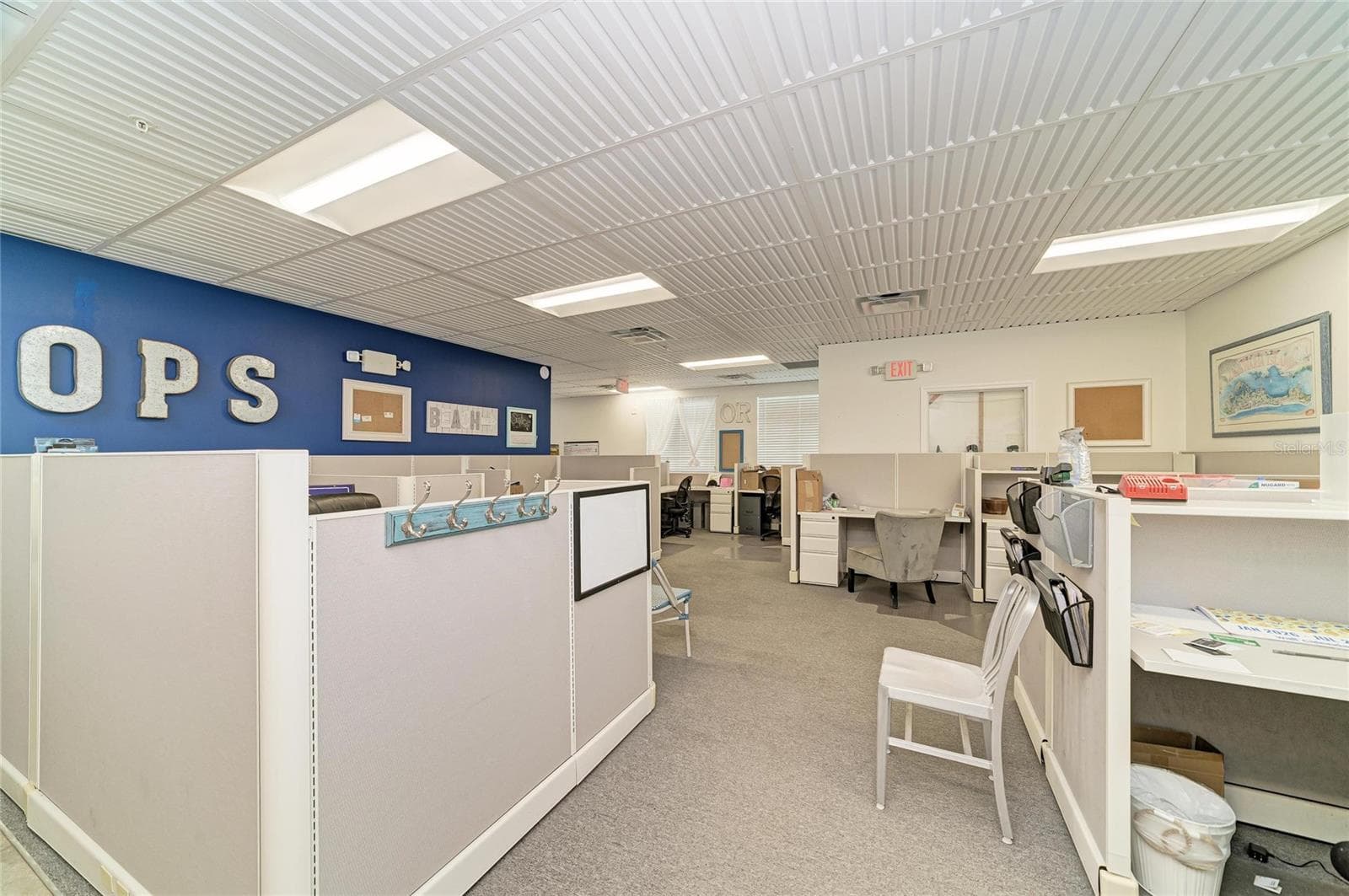 Third level - offices - 3004 AVENUE C, HOLMES BEACH