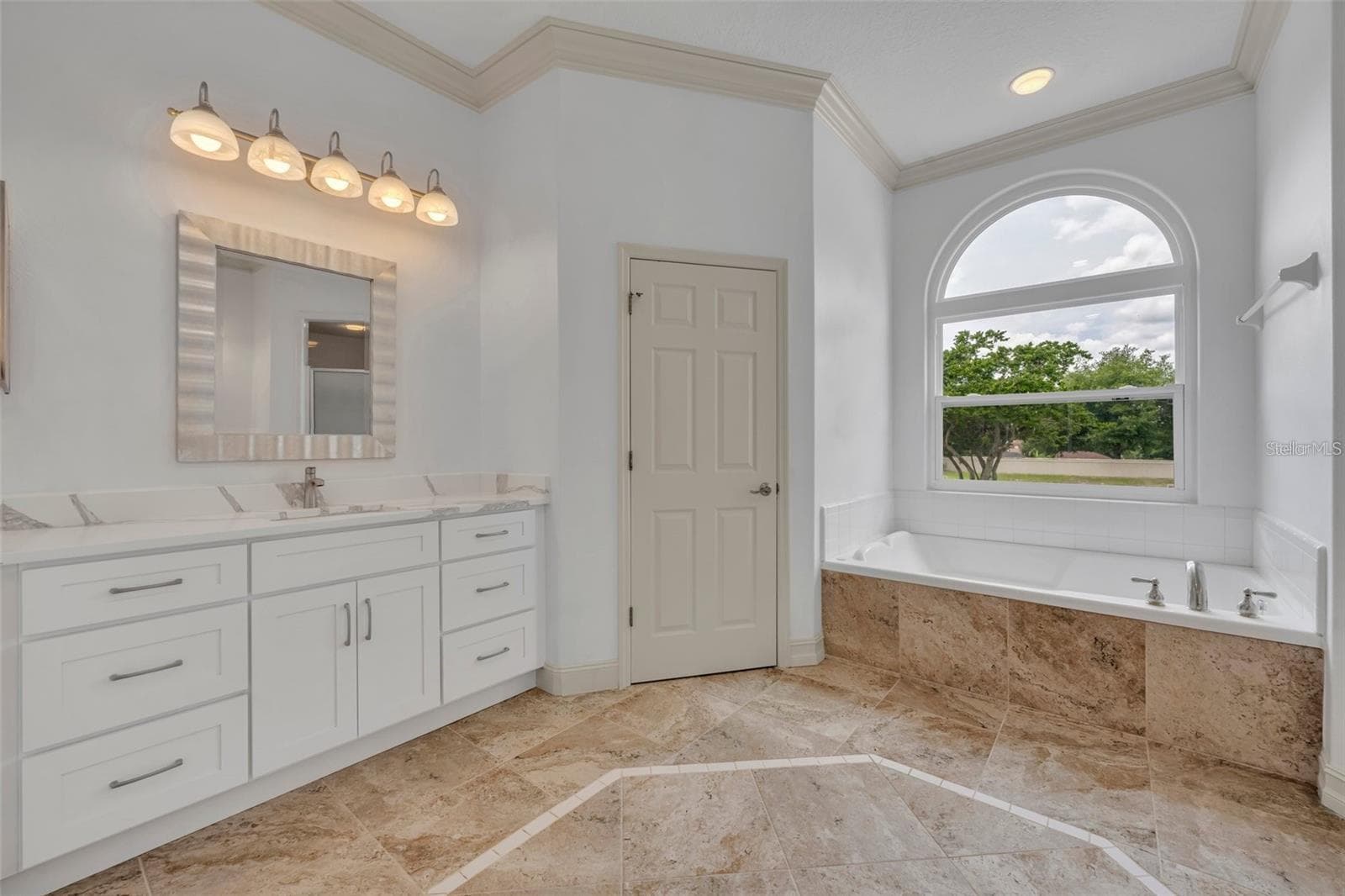 Single Family Residence at 11941 GRACES WAY, CLERMONT, photo 5 of 47