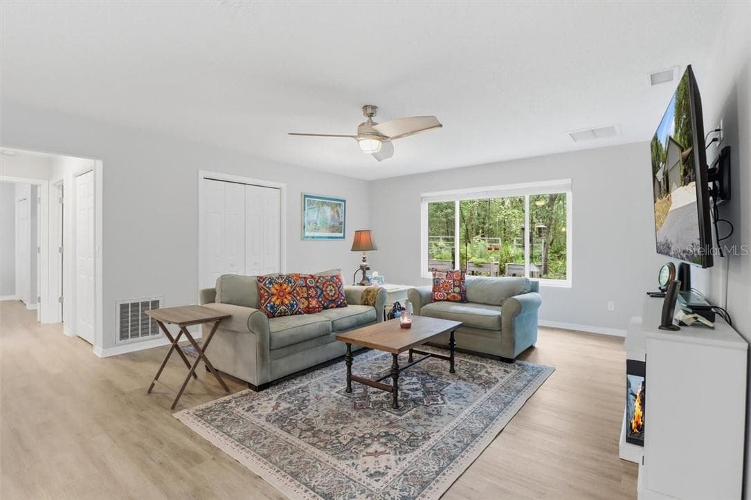 Single Family Residence at 834 N Dunkenfield AVE, CRYSTALRIVER FL 34429, Crystal River, photo 14 of 45