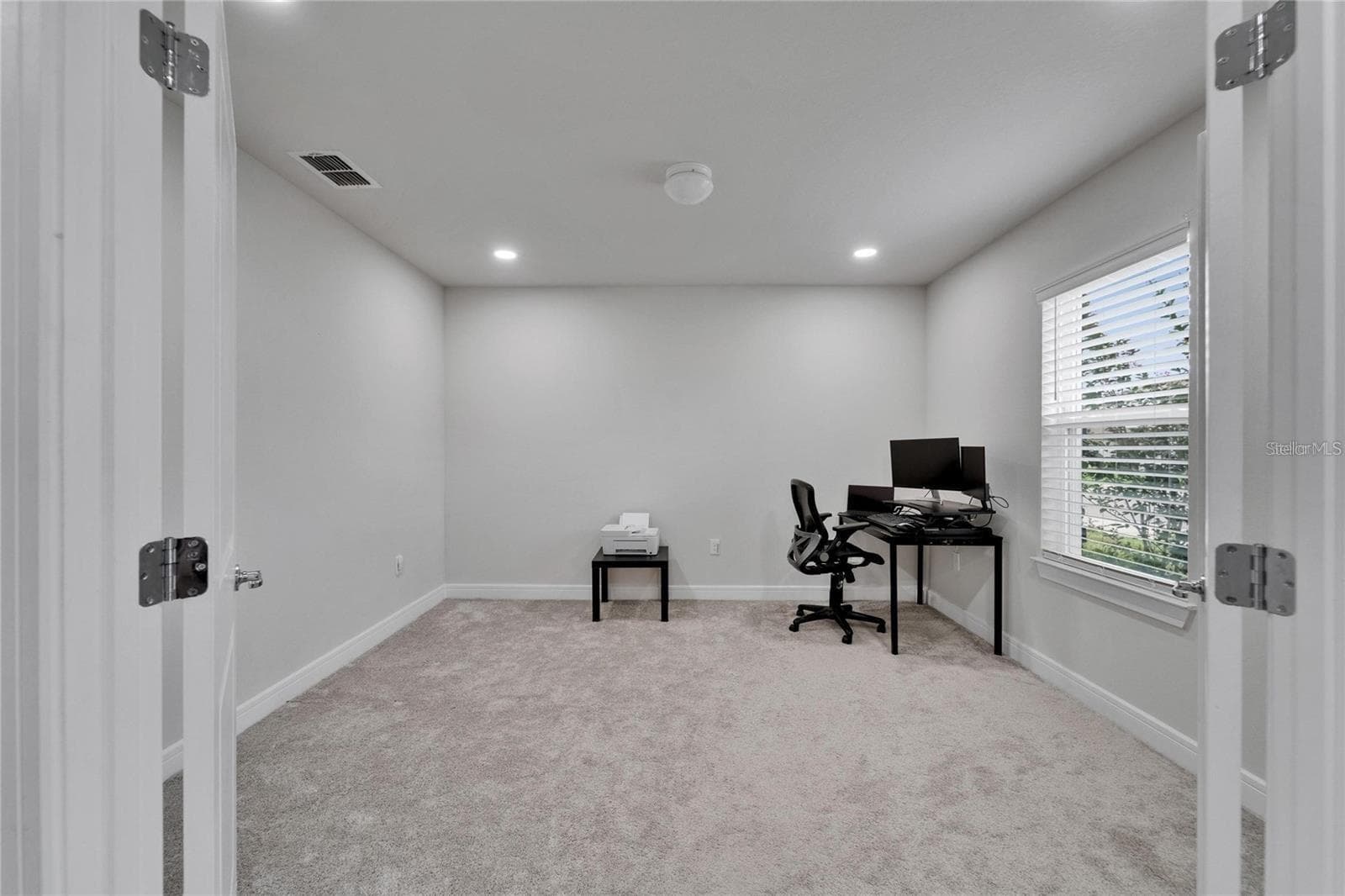 Single Family Residence at 6658 DEVLIN LN, WESLEY CHAPEL, photo 8 of 56
