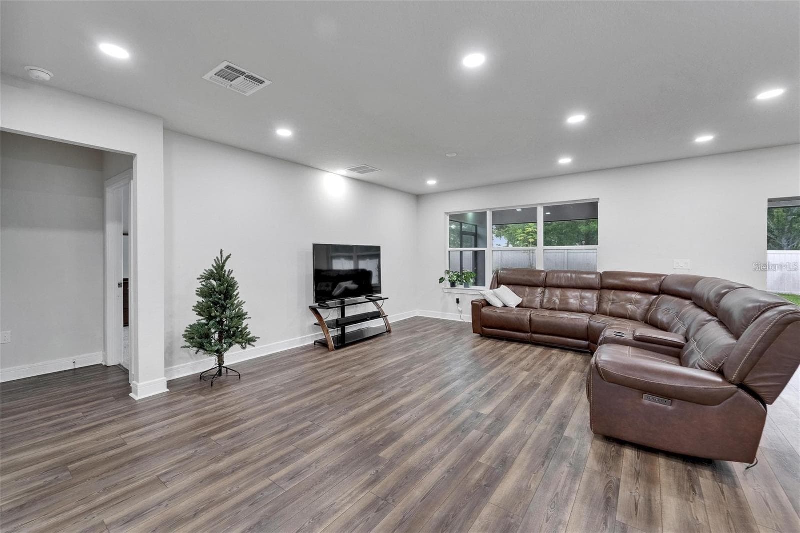 Single Family Residence at 6658 DEVLIN LN, WESLEY CHAPEL, photo 20 of 56